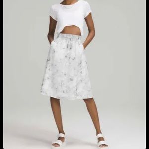 Lululemon Women's Size 6 Lightweight Pull-On Super High-Rise Midi Skirt, TTS